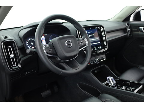 Volvo XC40 1.5 T5 Plug-in hybrid Plus Dark | SOH 91.4% | Pano | Elek. Trekhaak | Harman Kardon | Stoel-Stuurverw. | Camera | Memory