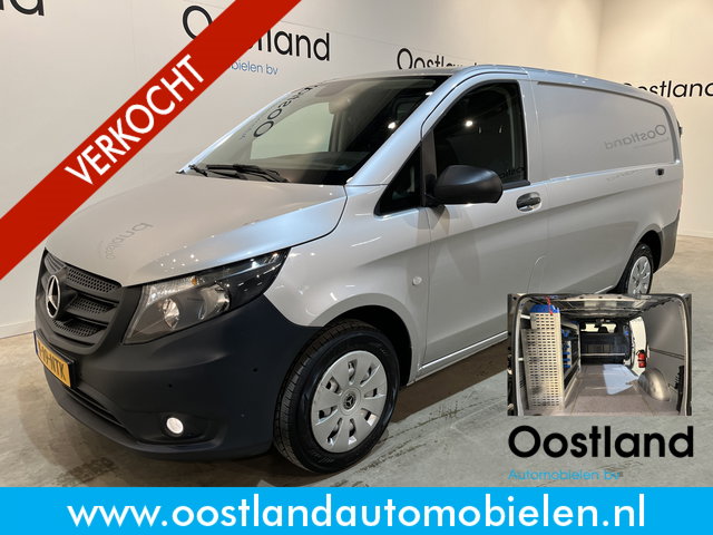 Mercedes-Benz Vito - 116 CDI Lang Automaat RWD / Servicebus / Sortimo Inrichting / Euro 6 / Airco / CarPlay / Camera / Cruise Control / Lier / Navigatie / 3-Zits / 34.000 KM !!