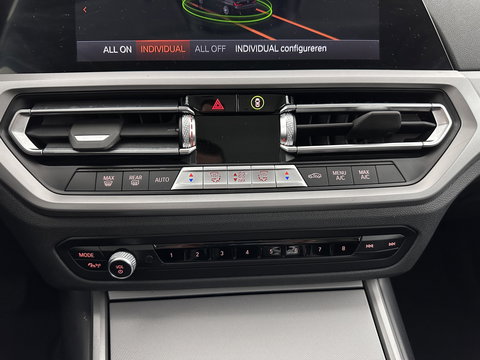 BMW 3-serie 320i Business Edition (INCL.BTW) Aut. *FULL-LED | NAVI-FULLMAP | COMFORT-SEATS | HIFI-SOUND | DIGI-COCKPIT | DAB | SHIFT-PADDLES | ECC | PDC | CRUISE | 16''ALU | TOWBAR*