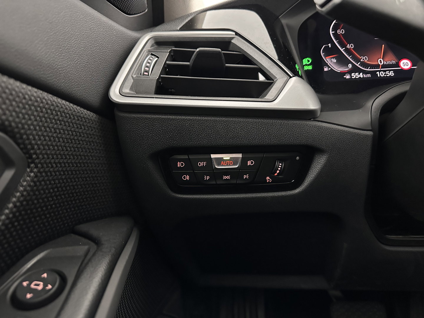 BMW 3-serie 320i Business Edition (INCL.BTW) Aut. *FULL-LED | NAVI-FULLMAP | COMFORT-SEATS | HIFI-SOUND | DIGI-COCKPIT | DAB | SHIFT-PADDLES | ECC | PDC | CRUISE | 16''ALU | TOWBAR*