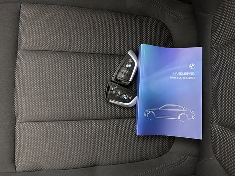 BMW 3-serie 320i Business Edition (INCL.BTW) Aut. *FULL-LED | NAVI-FULLMAP | COMFORT-SEATS | HIFI-SOUND | DIGI-COCKPIT | DAB | SHIFT-PADDLES | ECC | PDC | CRUISE | 16''ALU | TOWBAR*