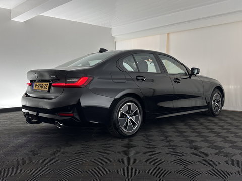 BMW 3-serie 320i Business Edition (INCL.BTW) Aut. *FULL-LED | NAVI-FULLMAP | COMFORT-SEATS | HIFI-SOUND | DIGI-COCKPIT | DAB | SHIFT-PADDLES | ECC | PDC | CRUISE | 16''ALU | TOWBAR*
