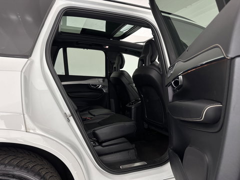 Volvo XC90 2.0 T8 Recharge AWD R-Design Black Pack [ 7-Pers. ] Aut. *PANO | LEATHER-ALCANTARA | FULL-LED | MEMORY-PACK | BOWERS&WILKINS | BLINDSPOT | KEYLESS | DIGI-COCKPIT | NAVI-FULLMAP | PRIVACYGLASS | HEATED-SPORTSEATS | TOWBAR | 22''ALU*