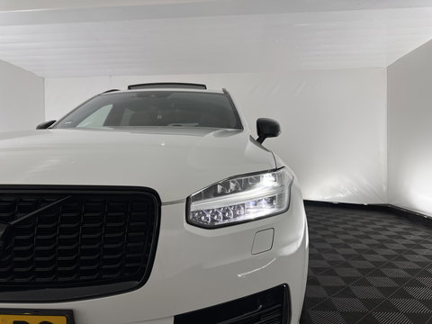 Volvo XC90 2.0 T8 Recharge AWD R-Design Black Pack [ 7-Pers. ] Aut. *PANO | LEATHER-ALCANTARA | FULL-LED | MEMORY-PACK | BOWERS&WILKINS | BLINDSPOT | KEYLESS | DIGI-COCKPIT | NAVI-FULLMAP | PRIVACYGLASS | HEATED-SPORTSEATS | TOWBAR | 22''ALU*