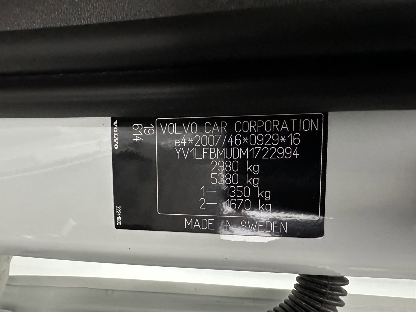Volvo XC90 2.0 T8 Recharge AWD R-Design Black Pack [ 7-Pers. ] Aut. *PANO | LEATHER-ALCANTARA | FULL-LED | MEMORY-PACK | BOWERS&WILKINS | BLINDSPOT | KEYLESS | DIGI-COCKPIT | NAVI-FULLMAP | PRIVACYGLASS | HEATED-SPORTSEATS | TOWBAR | 22''ALU*