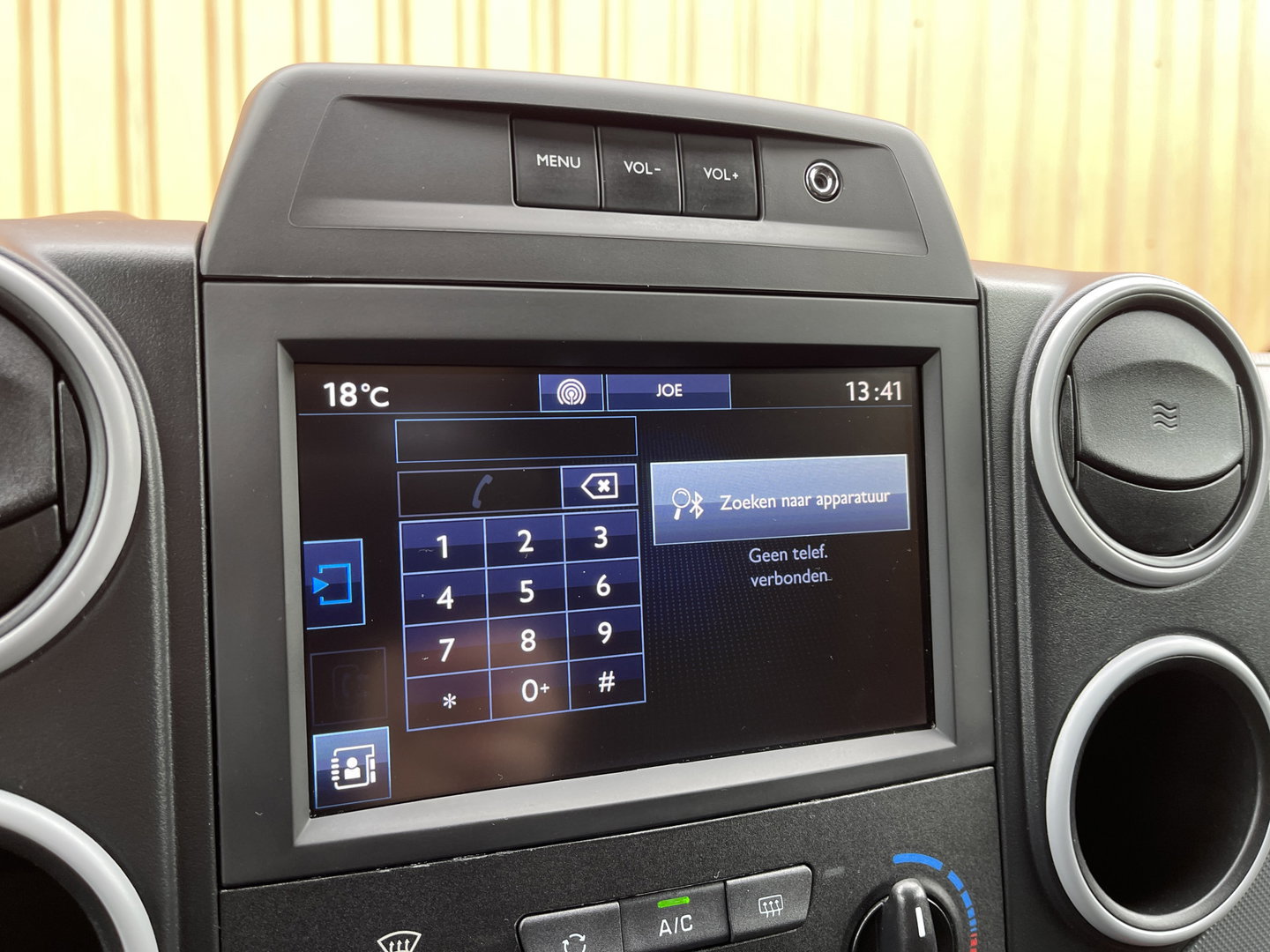 Peugeot Partner 1.6 BlueHDi 75 L1 Premium | Marge | Apple Carplay | Dealer Onderhouden | Airconditioning | Cruise Control | Navigatie | Radio | Elektrische Ramen |