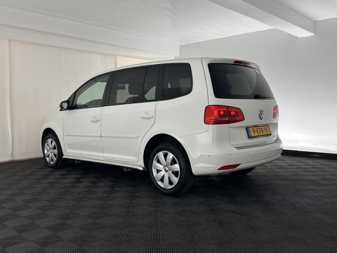 Volkswagen Touran 2.0 TDI Comfortline BlueMotion Aut. *AIRCO | CRUISE | CARPLAY | PDC | SIDE-BARS | PRIVACY-GLASS*