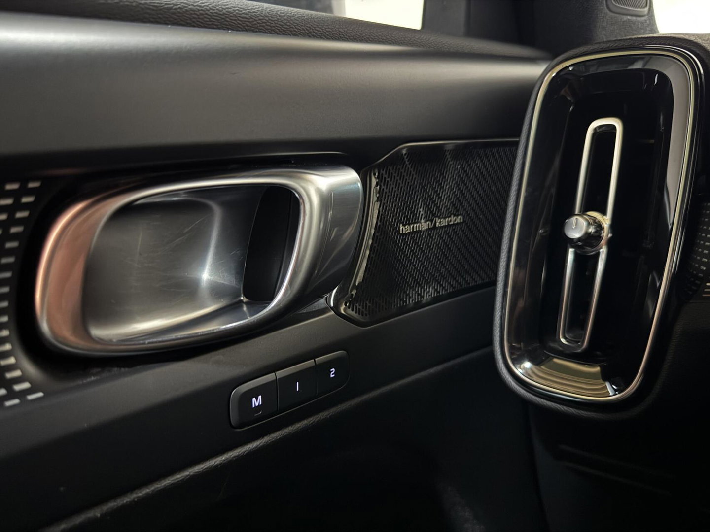 Volvo XC40 1.5 T5 Recharge R-Design Pano H/K Carplay