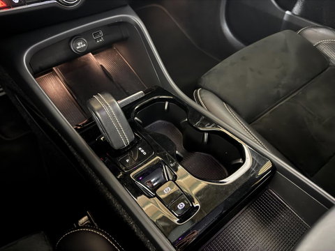 Volvo XC40 1.5 T5 Recharge R-Design Pano H/K Carplay
