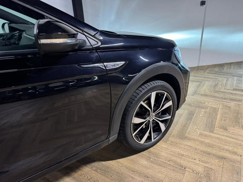 Volkswagen Taigo 1.0 TSI R-Line PANO KEYLESS CAM