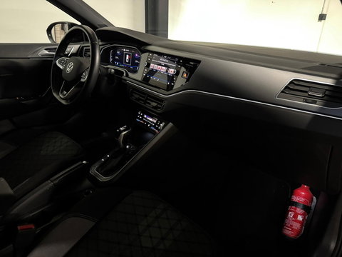 Volkswagen Taigo 1.0 TSI R-Line PANO KEYLESS CAM