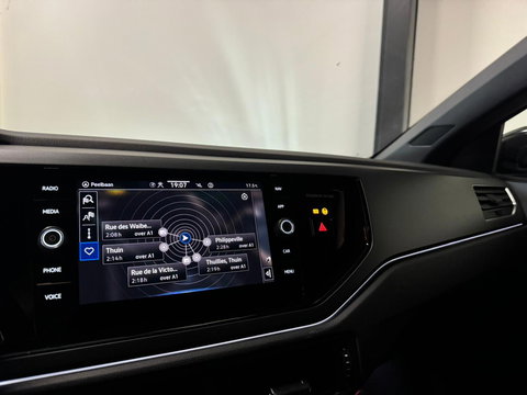 Volkswagen Taigo 1.0 TSI R-Line PANO KEYLESS CAM