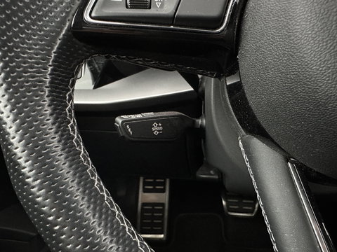 Audi A3 Limousine 35 TFSI S edition (INCL.BTW) Aut. *PANO | LEATHER-FABRIC | FULL-LED | AMBIENTLIGHT | SPORTSEATS | DIGI-COCKPIT | NAVI-FULLMAP | SHIFT-PADDLES | DAB+ | CRUISE | PDC | 18"ALU*