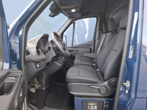 Mercedes-Benz Sprinter 311 2.2 CDI L2H2 - WDB9106331P133346 poetsen en foto’s maken
