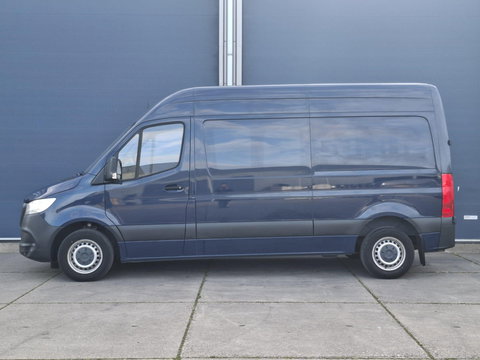 Mercedes-Benz Sprinter 311 2.2 CDI L2H2 - WDB9106331P133346 poetsen en foto’s maken