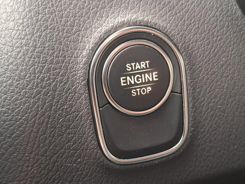 Mercedes-Benz Sprinter 311 2.2 CDI L2H2 - WDB9106331P133346 poetsen en foto’s maken