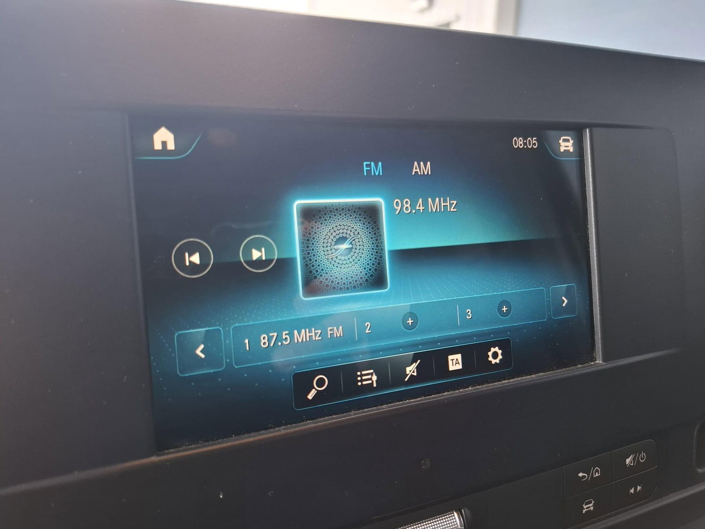 Mercedes-Benz Sprinter 311 2.2 CDI L2H2 - WDB9106331P133346 poetsen en foto’s maken