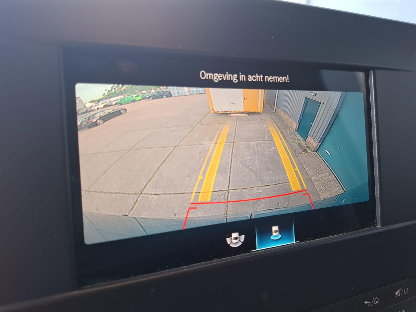 Mercedes-Benz Sprinter 311 2.2 CDI L2H2 - WDB9106331P133346 poetsen en foto’s maken