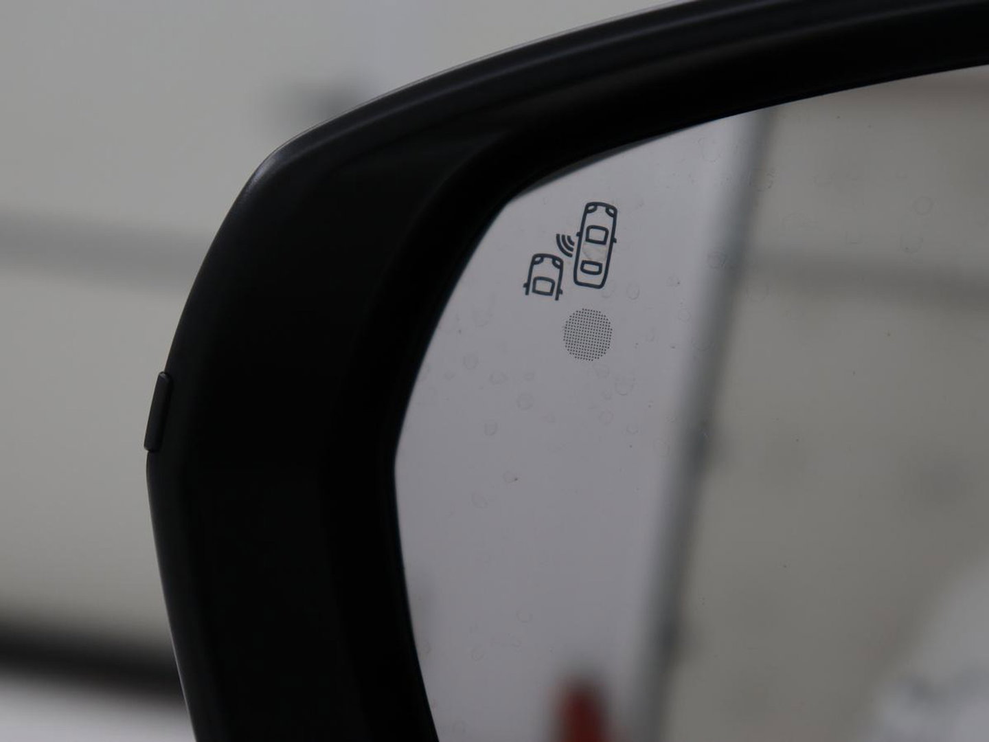 Opel Grandland X 1.6 Turbo Hybrid Elegance | SOH 90,2% | Carplay | Camera | Full LED | Half leder | Navigatie | Parkeerhulp | Climate control | Bluetooth | Cruise control | 56.000km NAP | PHEV | Plug In