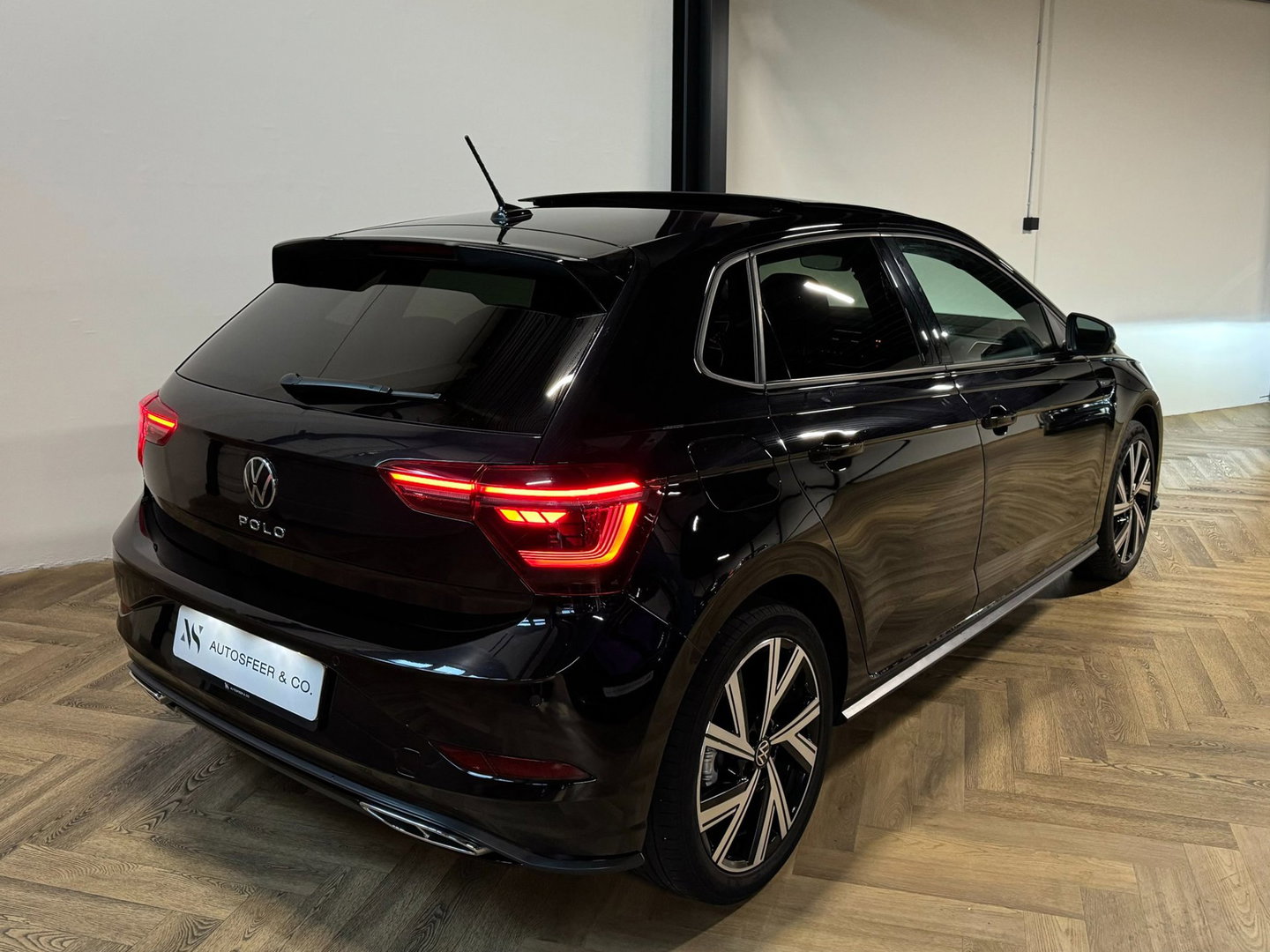 Volkswagen Polo 1.0 TSI R-Line PANO KEYLESS CAM