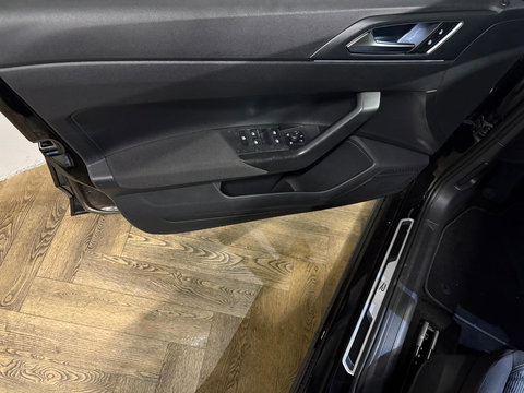 Volkswagen Polo 1.0 TSI R-Line PANO KEYLESS CAM