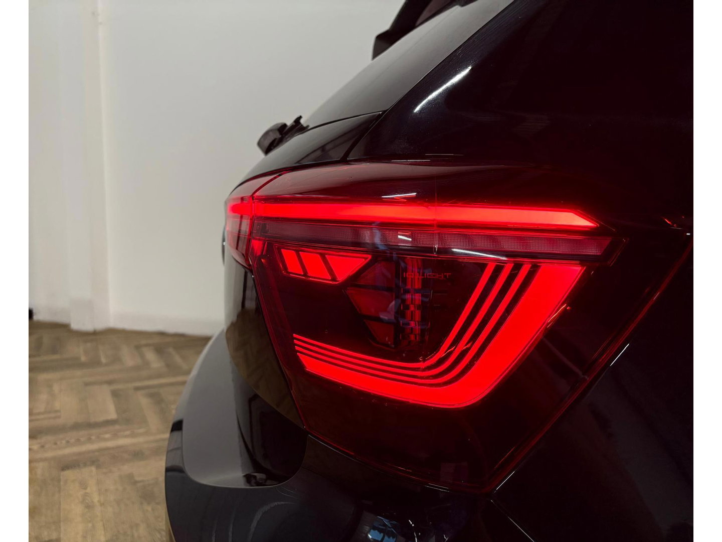 Volkswagen Polo 1.0 TSI R-Line PANO KEYLESS CAM