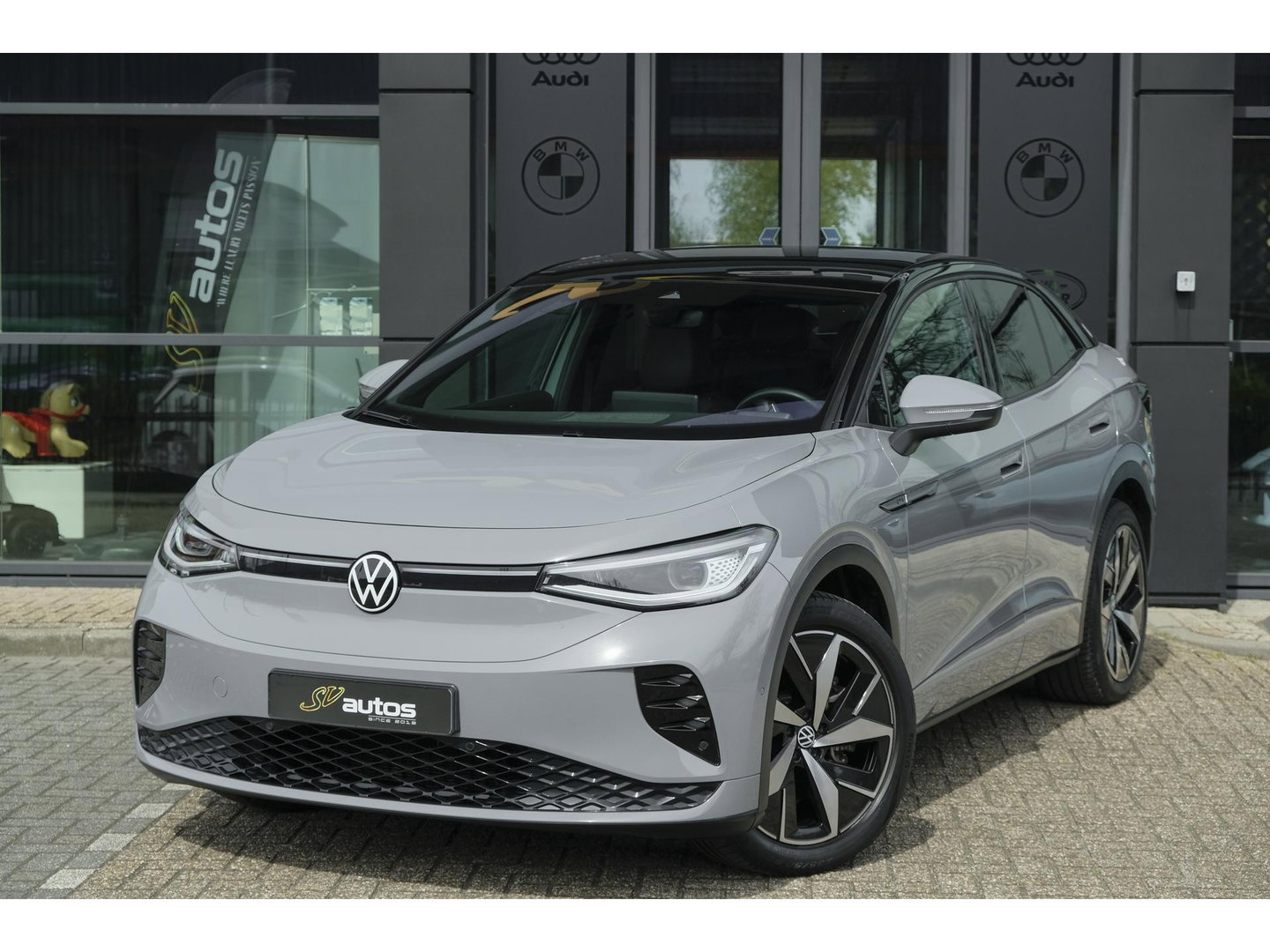 Volkswagen ID.5 GTX 300pk 77 kWh Sportstoelen Warmtepomp Trekhaak elektrisch NLauto 1e Eigenaar