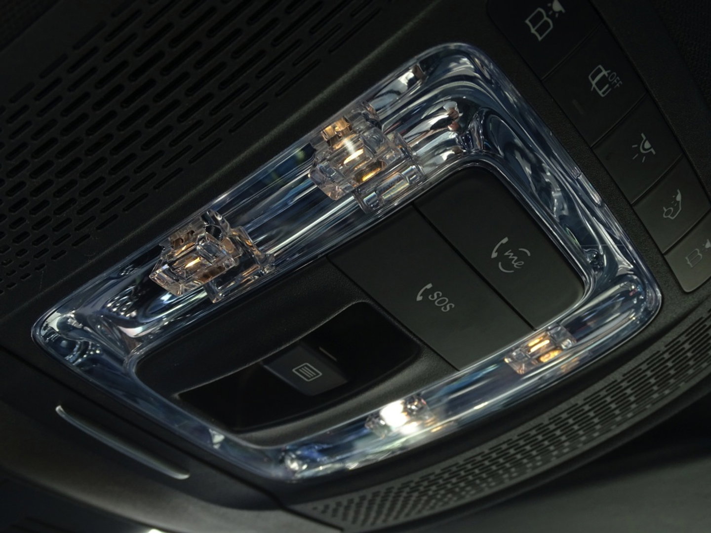 Mercedes-Benz A-Klasse 180 d automaat / Bns Sol. Lux. / AMG / LED *NAP*