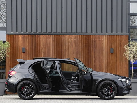 Mercedes-Benz A-Klasse 180 d automaat / Bns Sol. Lux. / AMG / LED *NAP*