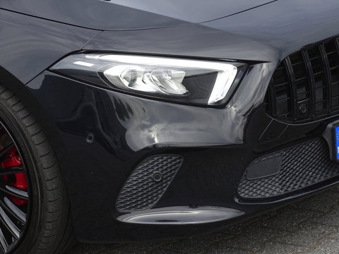 Mercedes-Benz A-Klasse 180 d automaat / Bns Sol. Lux. / AMG / LED *NAP*