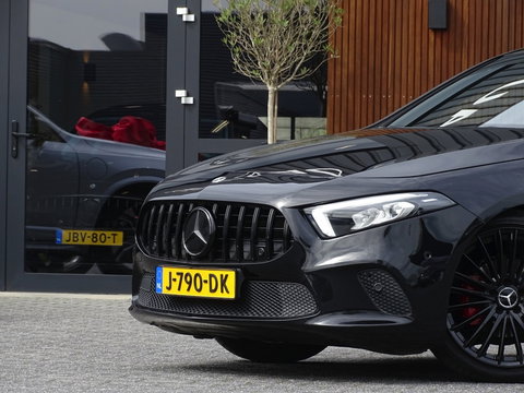Mercedes-Benz A-Klasse 180 d automaat / Bns Sol. Lux. / AMG / LED *NAP*