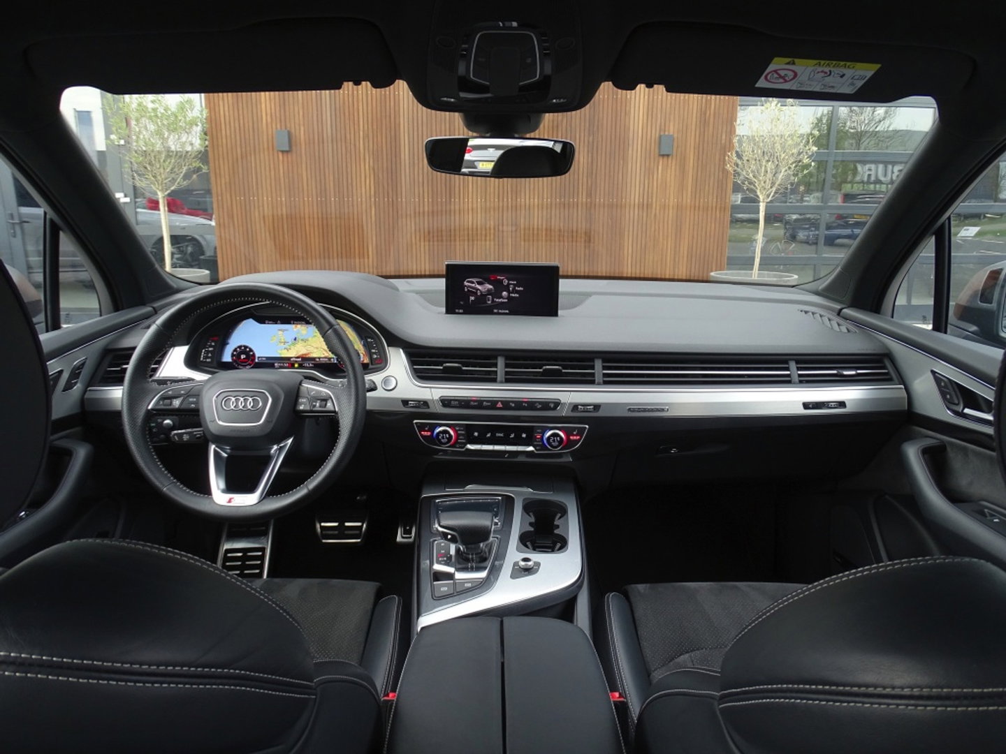 Audi Q7 3.0 TFSI V6T 334PK Quattro / S-Line / Nachtzicht / 360° / 7 Pers