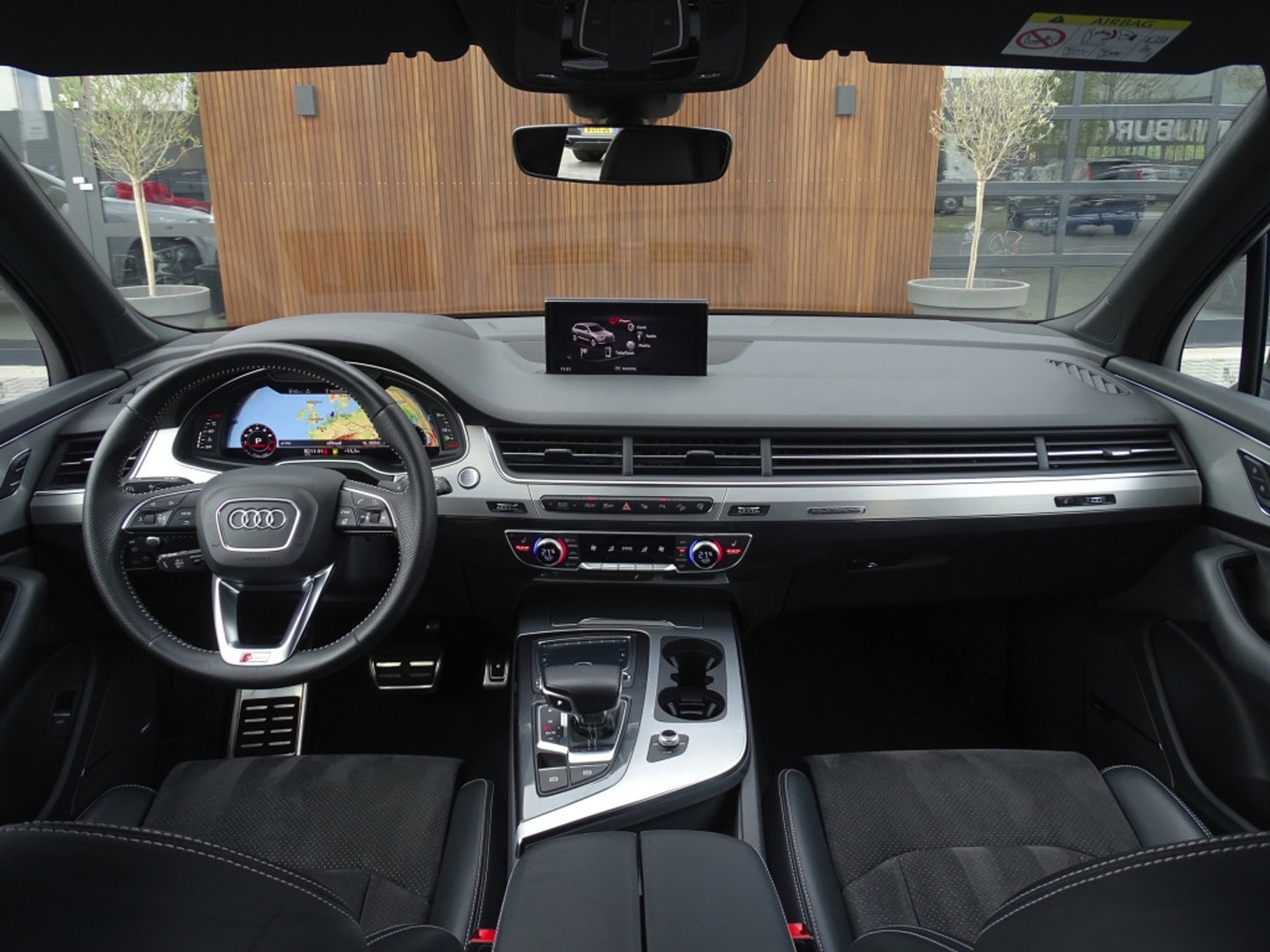 Audi Q7 3.0 TFSI V6T 334PK Quattro / S-Line / Nachtzicht / 360° / 7 Pers