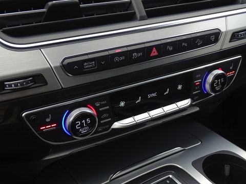 Audi Q7 3.0 TFSI V6T 334PK Quattro / S-Line / Nachtzicht / 360° / 7 Pers