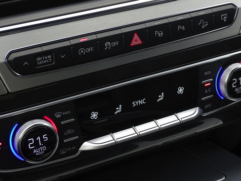 Audi Q7 3.0 TFSI V6T 334PK Quattro / S-Line / Nachtzicht / 360° / 7 Pers