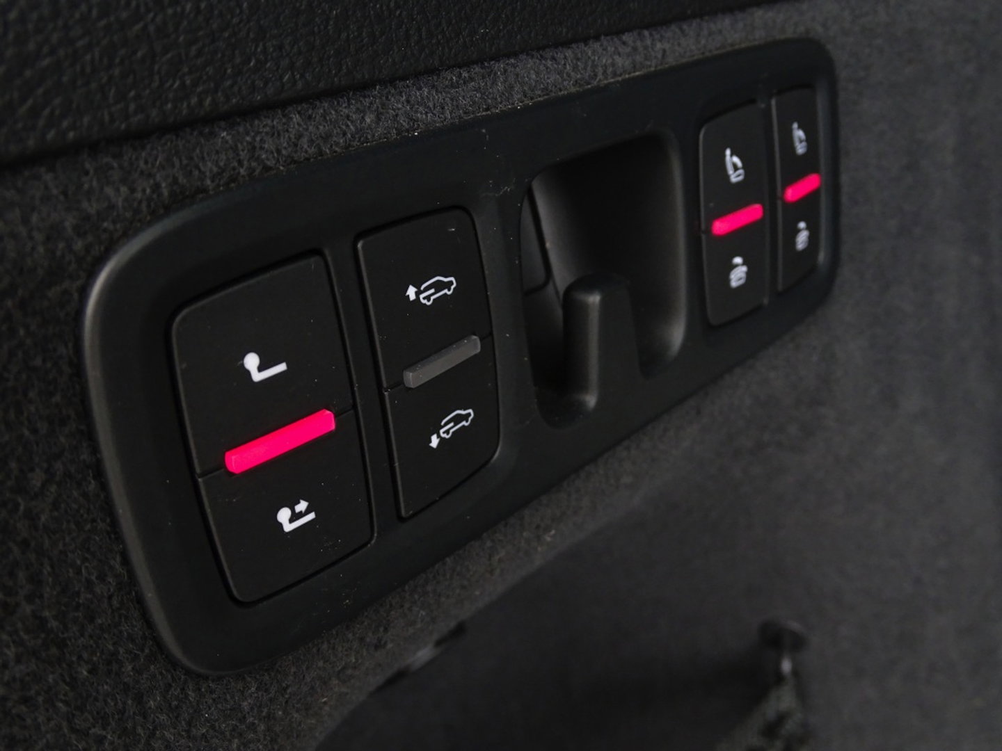 Audi Q7 3.0 TFSI V6T 334PK Quattro / S-Line / Nachtzicht / 360° / 7 Pers