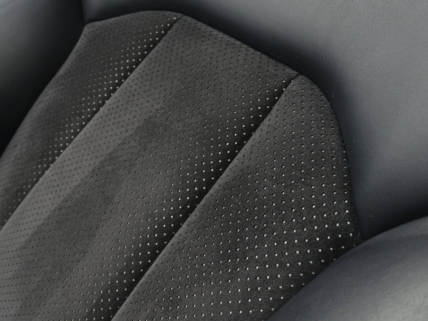 Audi Q7 3.0 TFSI V6T 334PK Quattro / S-Line / Nachtzicht / 360° / 7 Pers