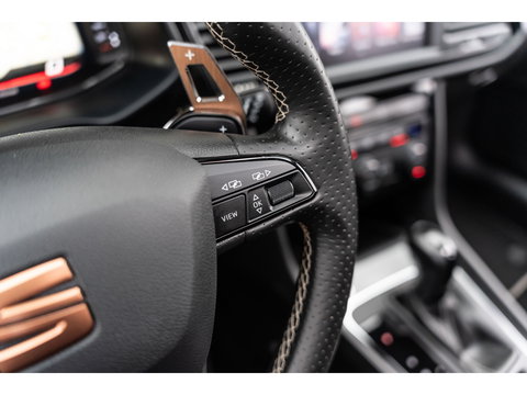 SEAT Leon 2.0 TSI CUPRA CARBON EDITION BREMBO BEATS PANO