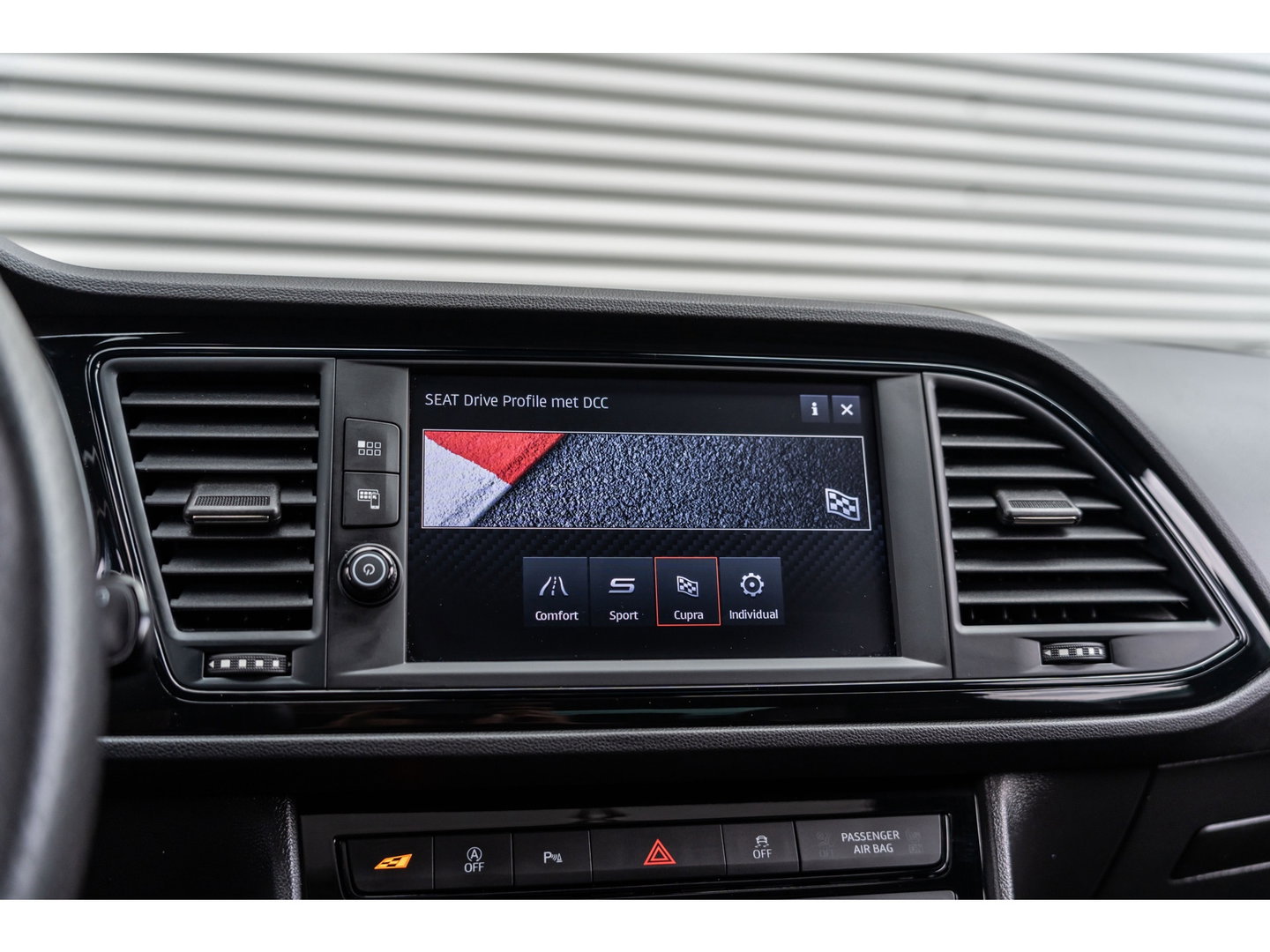 SEAT Leon 2.0 TSI CUPRA CARBON EDITION BREMBO BEATS PANO