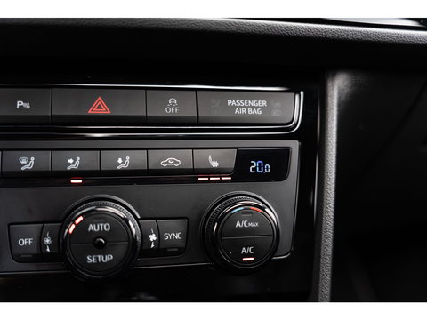 SEAT Leon 2.0 TSI CUPRA CARBON EDITION BREMBO BEATS PANO