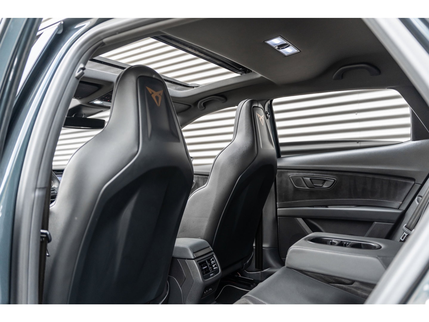 SEAT Leon 2.0 TSI CUPRA CARBON EDITION BREMBO BEATS PANO