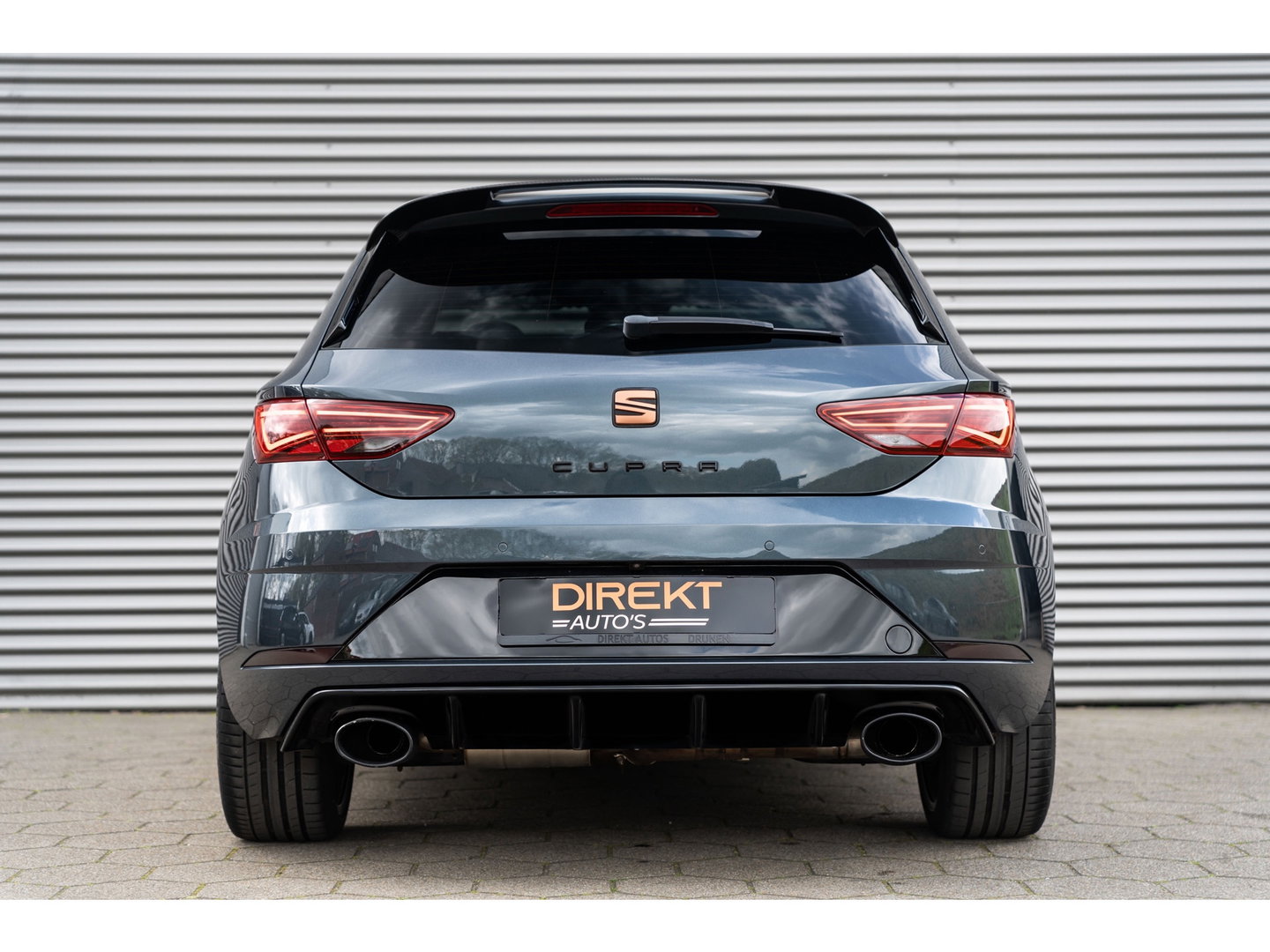 SEAT Leon 2.0 TSI CUPRA CARBON EDITION BREMBO BEATS PANO