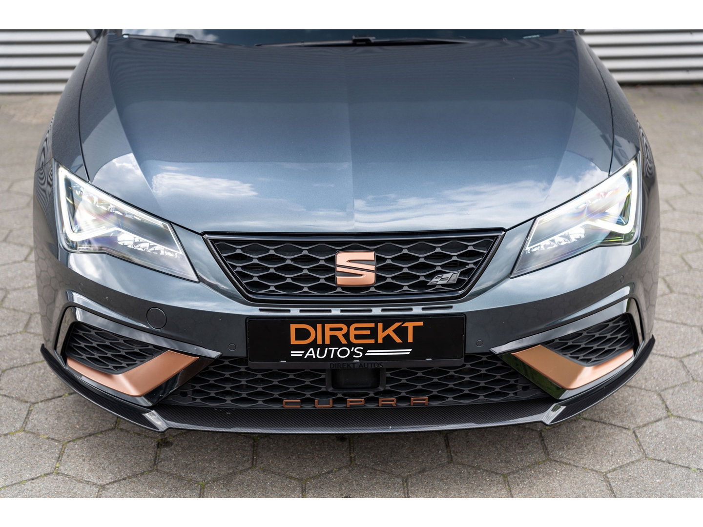 SEAT Leon 2.0 TSI CUPRA CARBON EDITION BREMBO BEATS PANO
