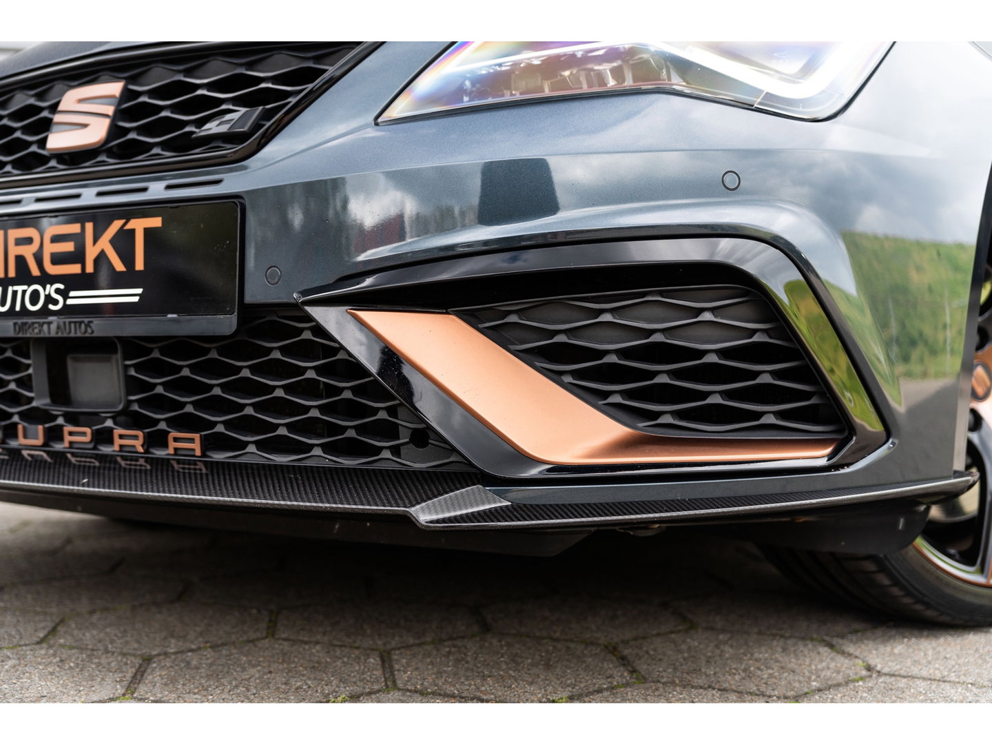 SEAT Leon 2.0 TSI CUPRA CARBON EDITION BREMBO BEATS PANO