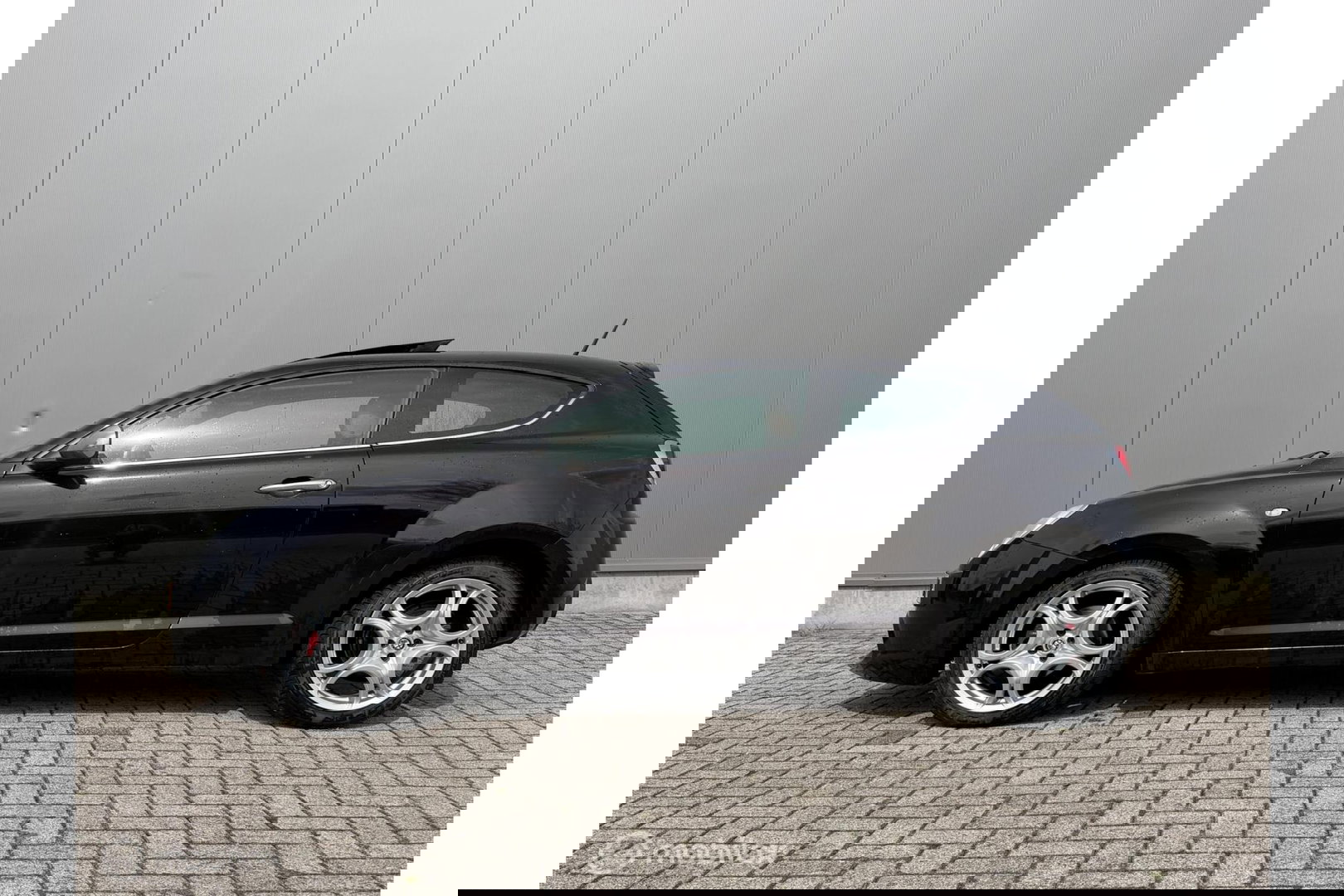 Alfa Romeo MiTo 1.3 JTDm ECO Business Executive | Panorama | BOSE | Leder | Navigatie |