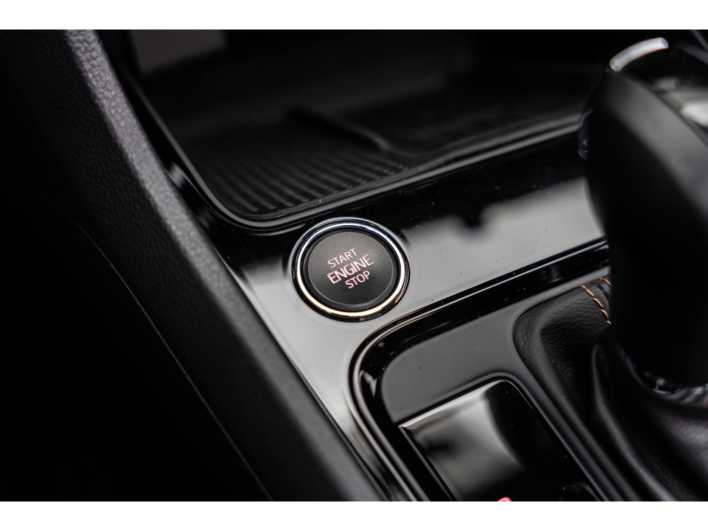 CUPRA Ateca 2.0 TSI 4DRIVE PANO BREMBO TREKHAAK BEATS KEYLESS