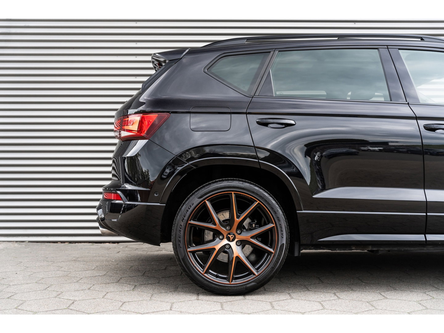 CUPRA Ateca 2.0 TSI 4DRIVE PANO BREMBO TREKHAAK BEATS KEYLESS