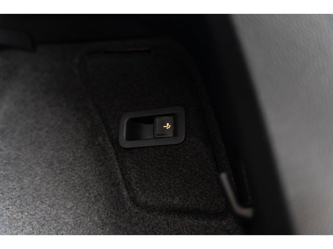 CUPRA Ateca 2.0 TSI 4DRIVE PANO BREMBO TREKHAAK BEATS KEYLESS