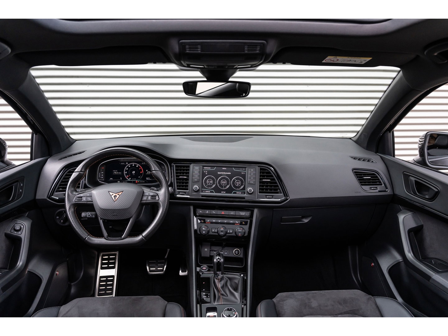 CUPRA Ateca 2.0 TSI 4DRIVE PANO BREMBO TREKHAAK BEATS KEYLESS