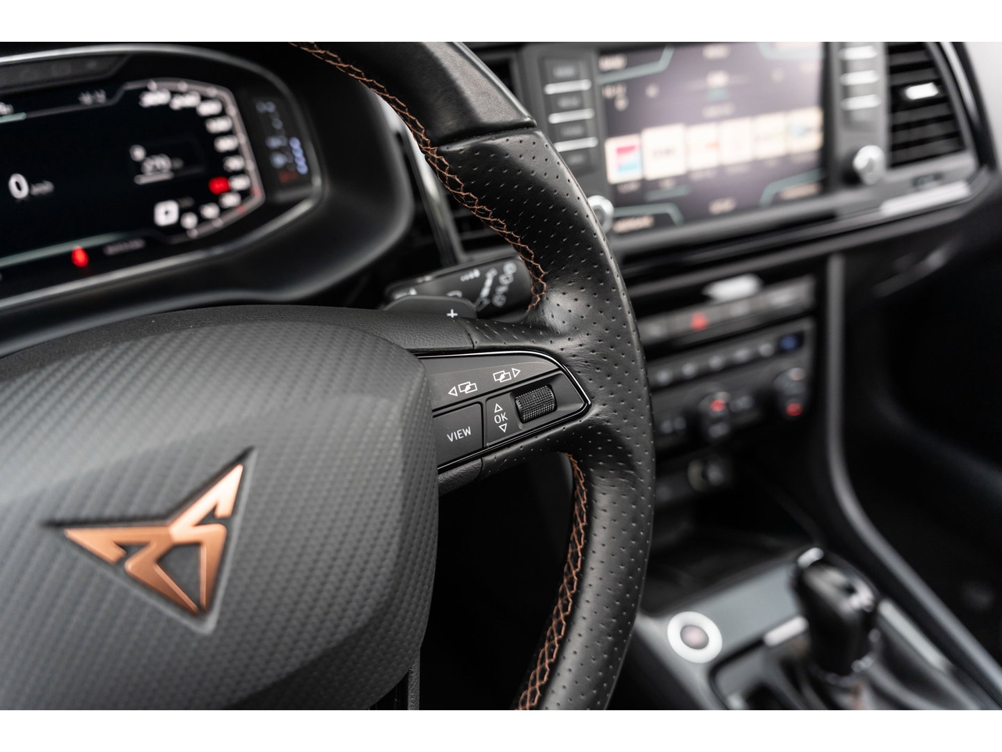 CUPRA Ateca 2.0 TSI 4DRIVE PANO BREMBO TREKHAAK BEATS KEYLESS